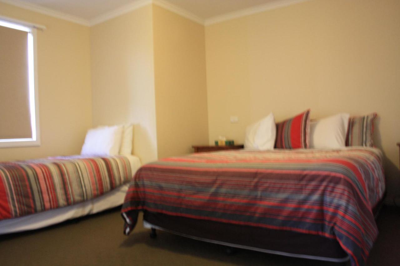 Grand Manor Motor Inn Queanbeyan Dış mekan fotoğraf