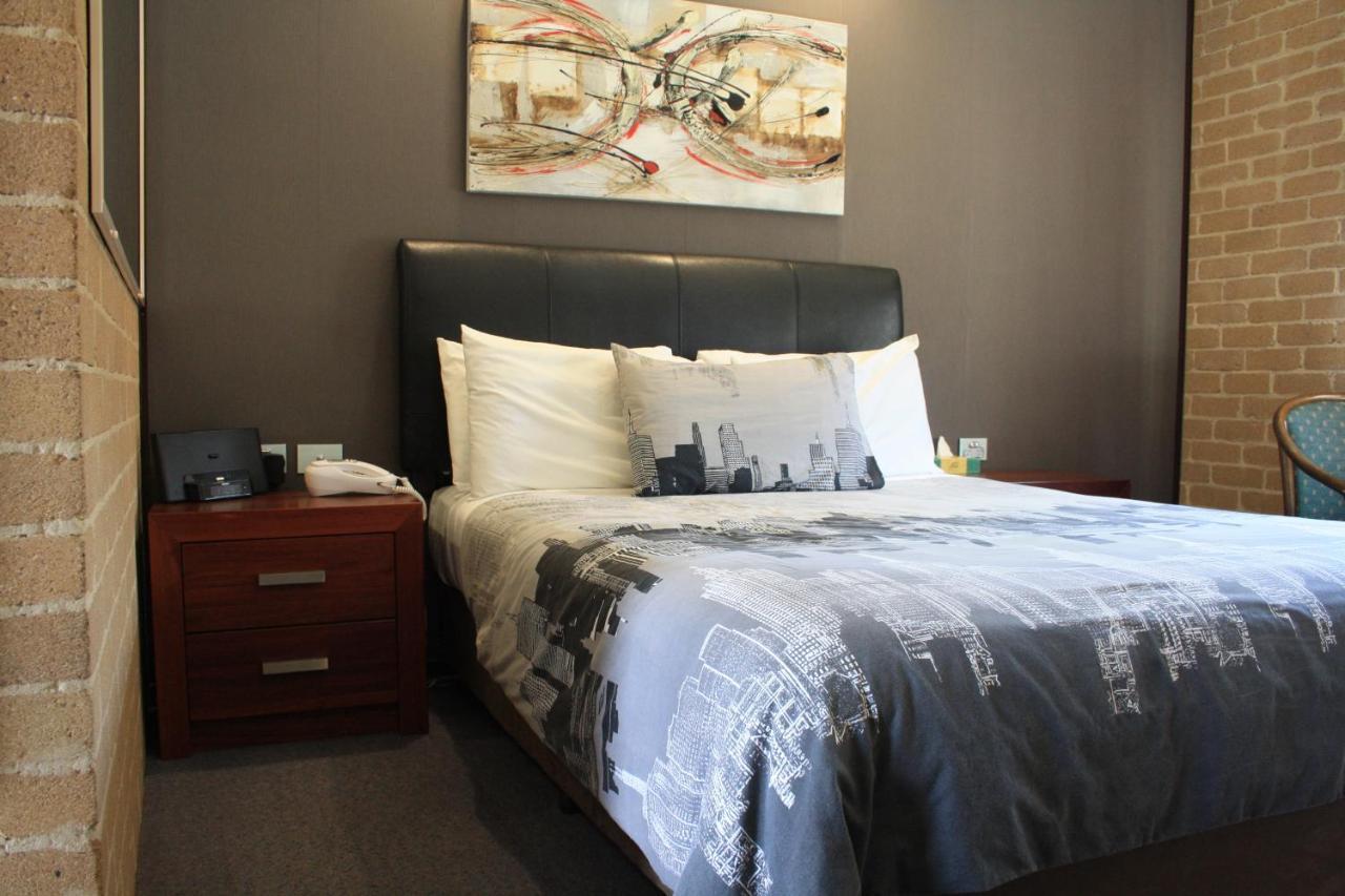 Grand Manor Motor Inn Queanbeyan Dış mekan fotoğraf